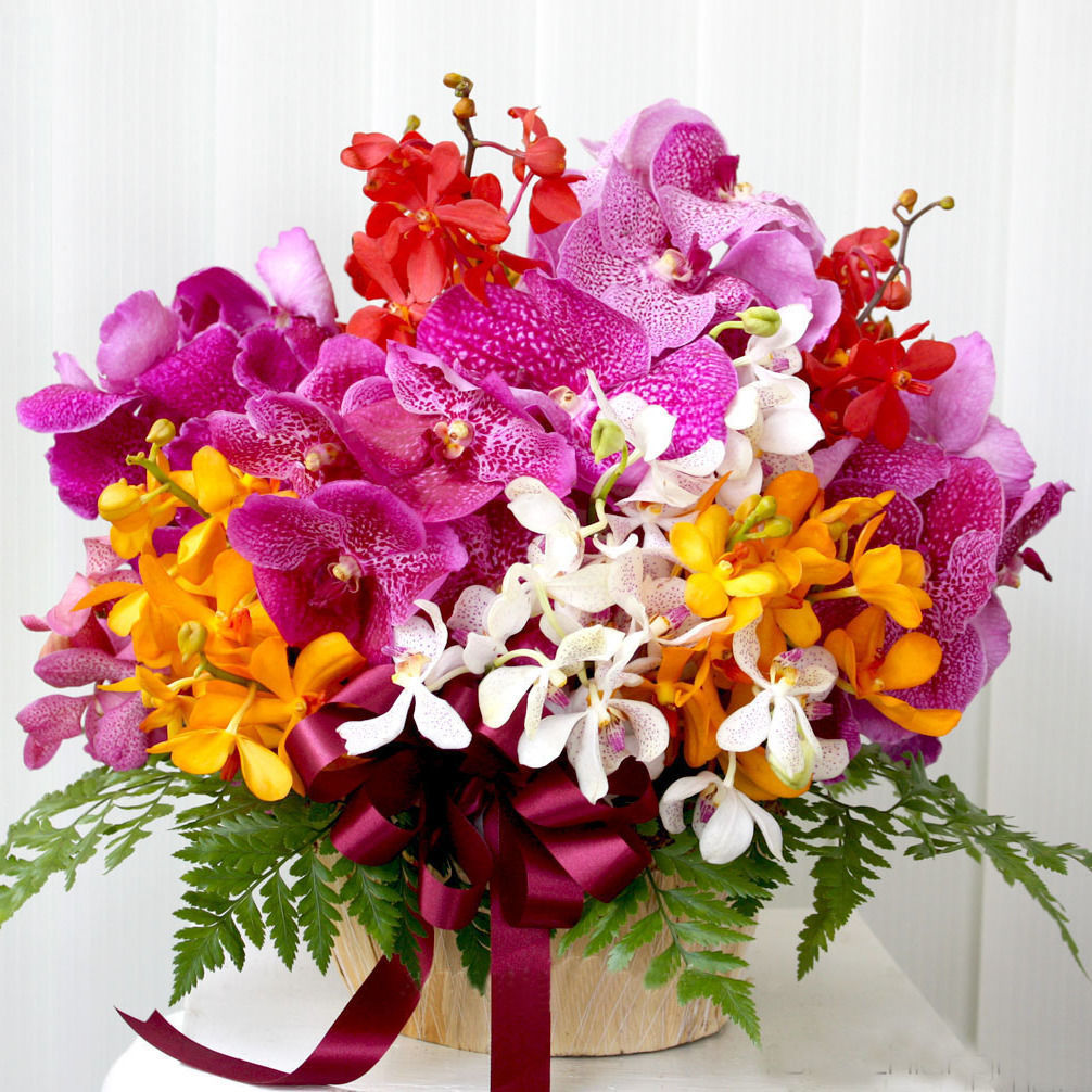 Flower arrangement in basket delivery in chiangmai